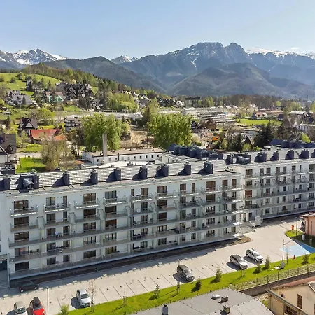Apartman Comfortable With Balcony & Zone By Renters